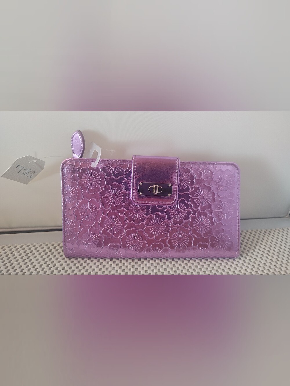 Time and Tru Lilac Daisy Wallet
